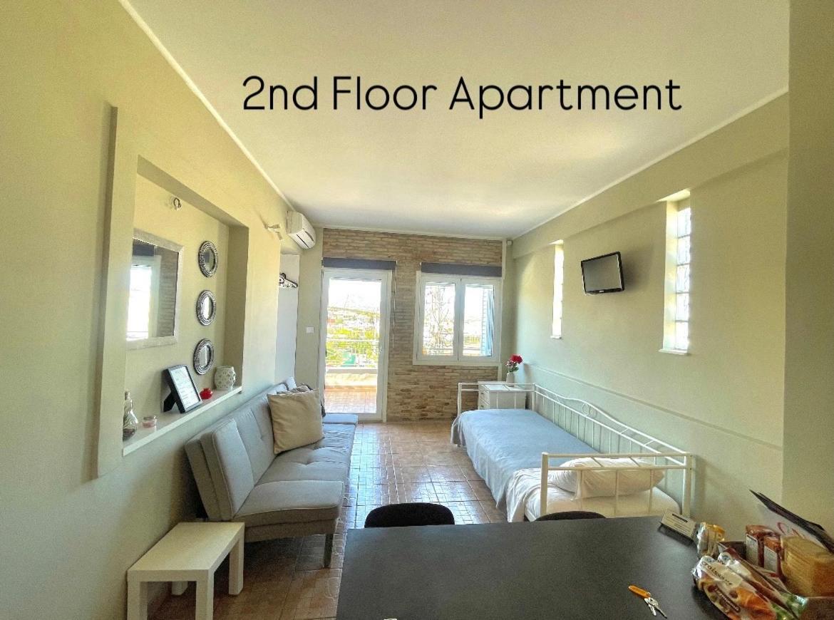Aggelou Apartments Spata  Ngoại thất bức ảnh